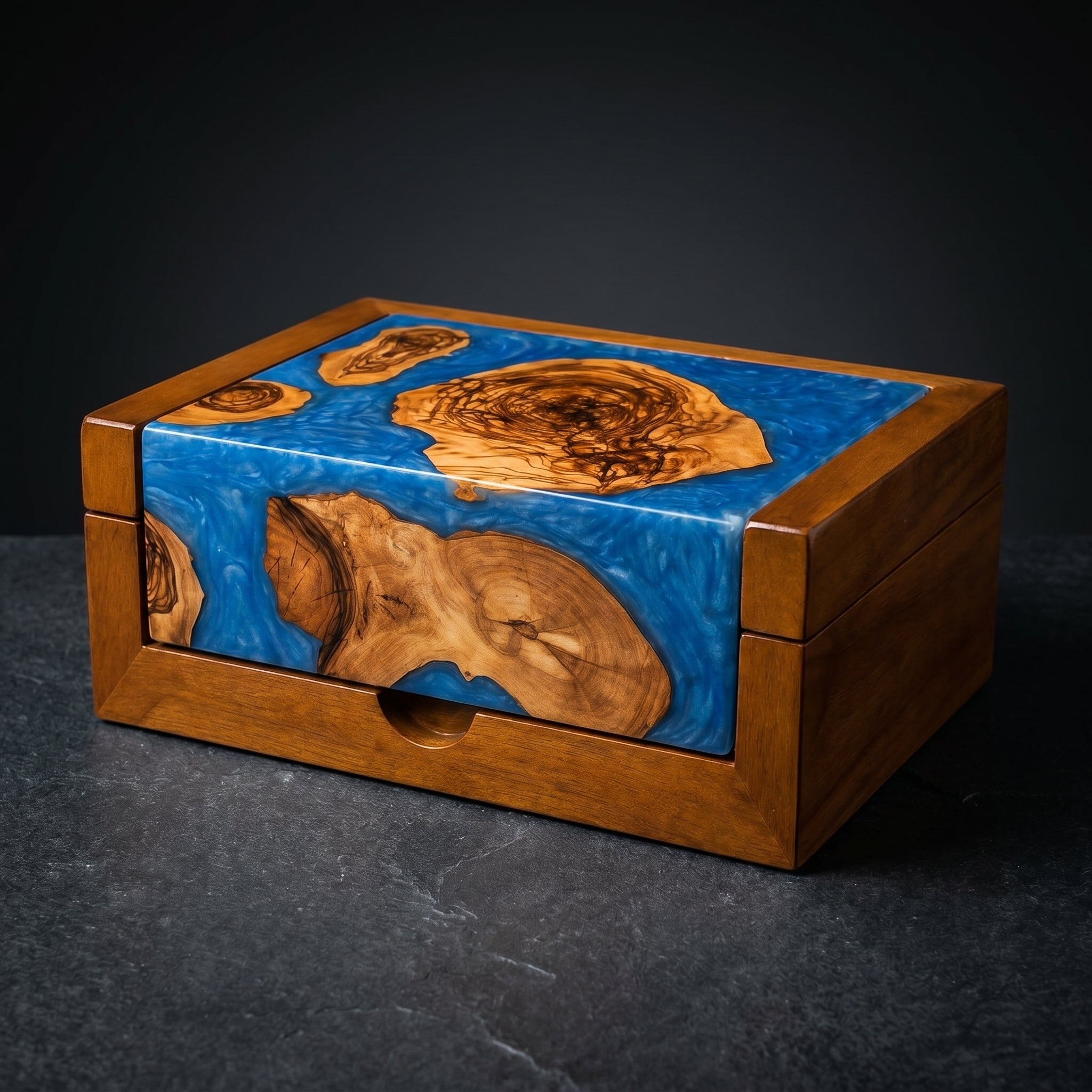 Olive Resin Box | Emerald Edition